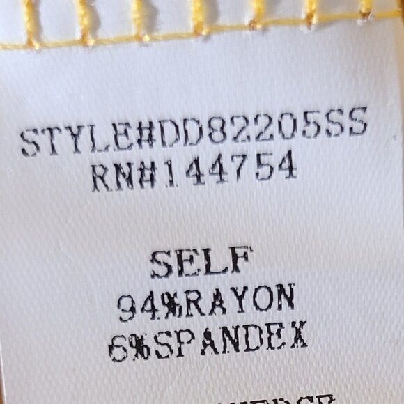 Short sleeve yellow dress - Picture 3 of 6